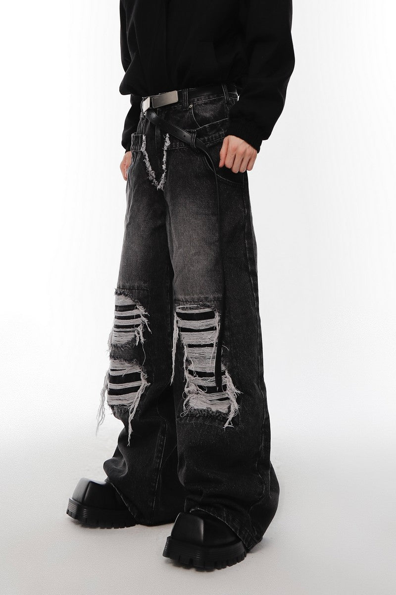 Distressed Loose Flared Jeans - EU Only