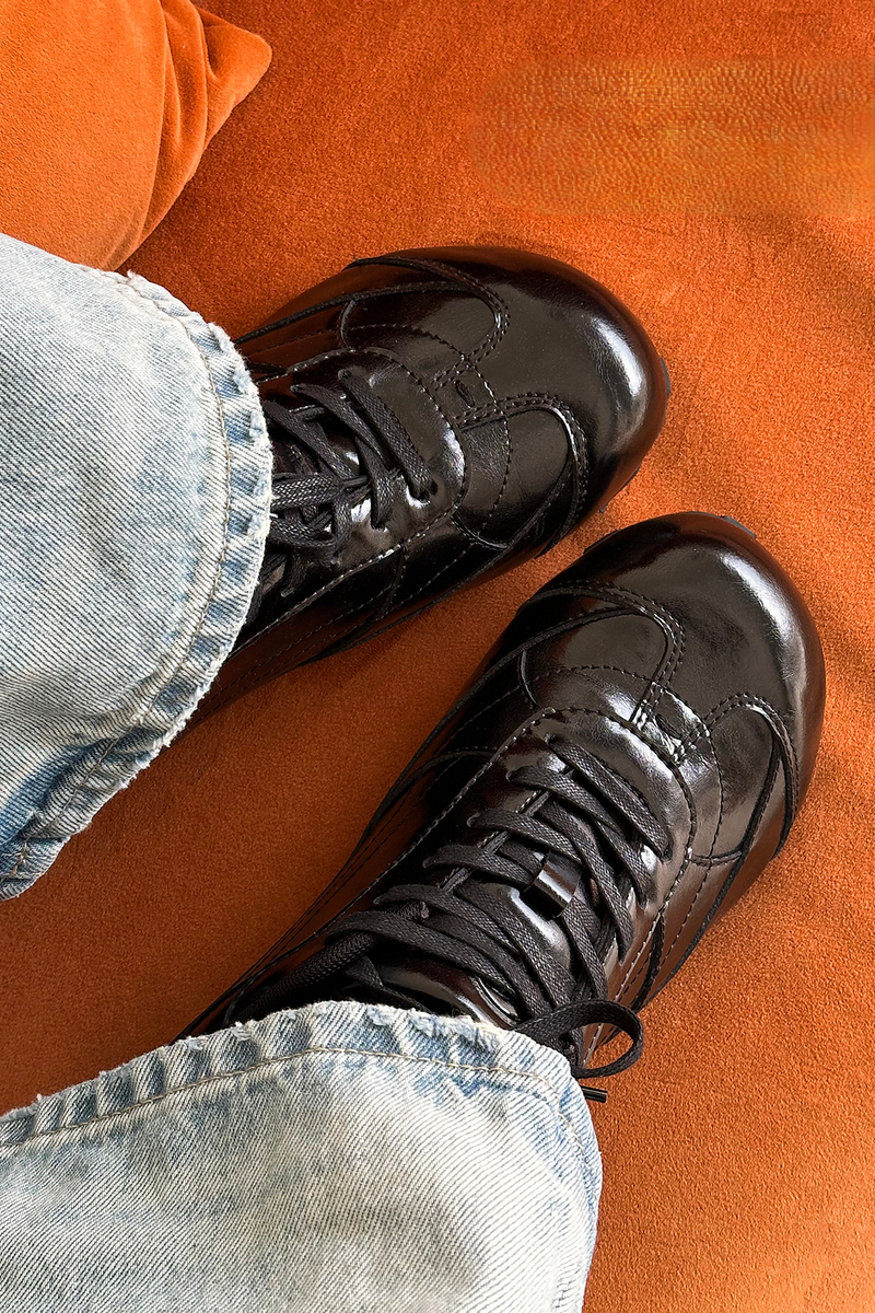 Low Profile Trainer Sneakers