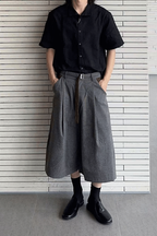 Houndstooth Pleated Shorts