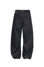 Inside-Out Banana Cut Jeans