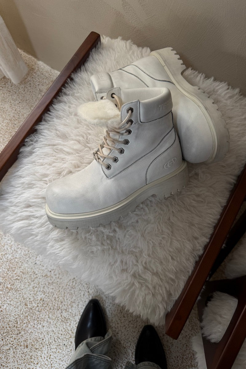 Fleece Lined Snow Boots