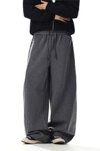 Curved Wide Sweatpants