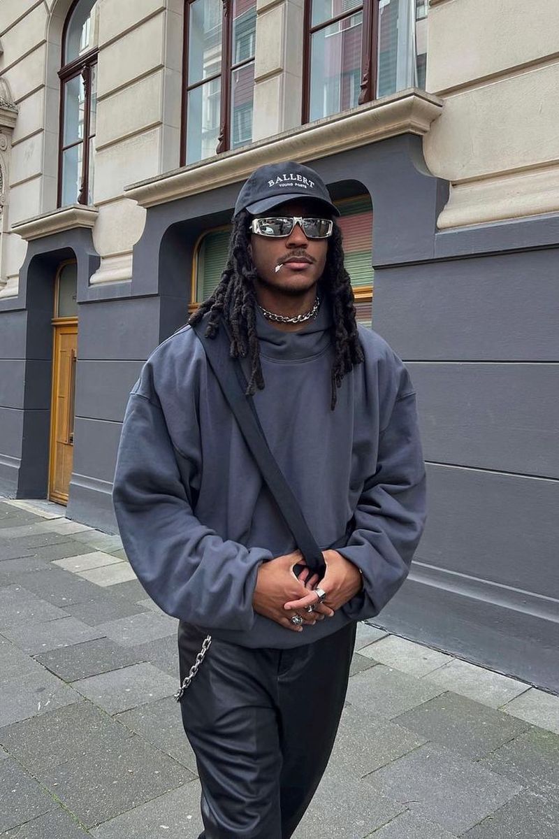 Loose Perfect Hoodie - EU Only