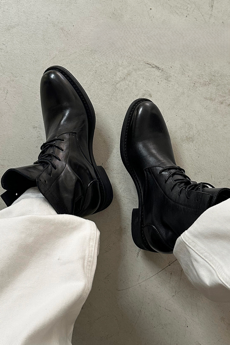 Pointed Biker Chelsea Boots