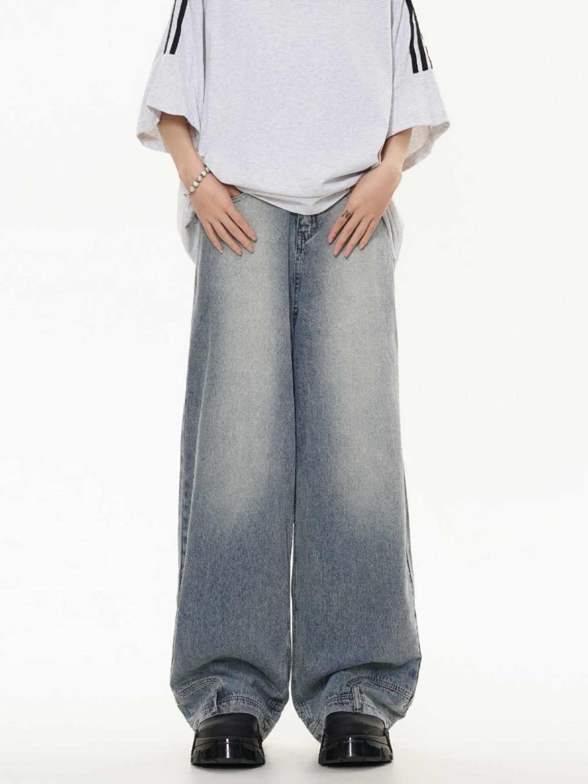 Inverted Washed Wide-Leg Jeans - EU Only