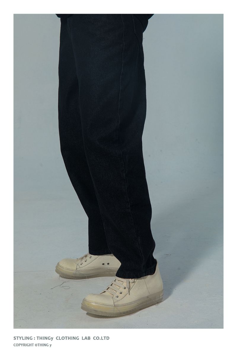 THINGY Black Straight Jeans