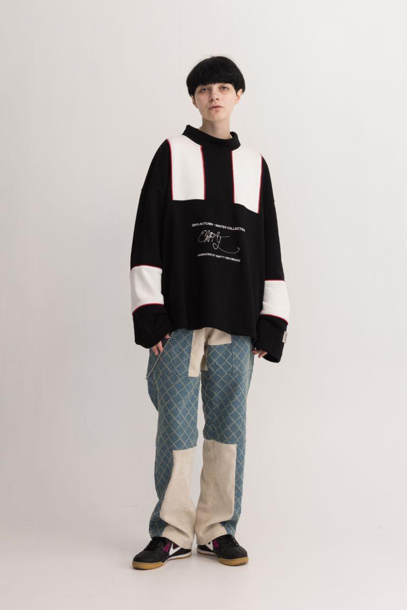Empty Reference Classic Logo Pullover