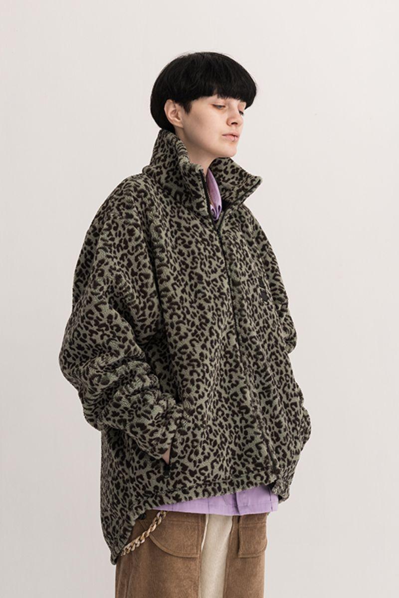 Empty Reference Leopard Pattern Zip Fleece