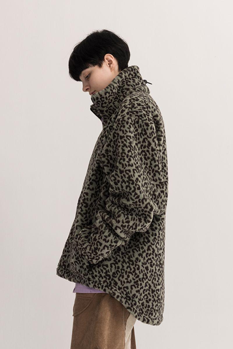 Empty Reference Leopard Pattern Zip Fleece